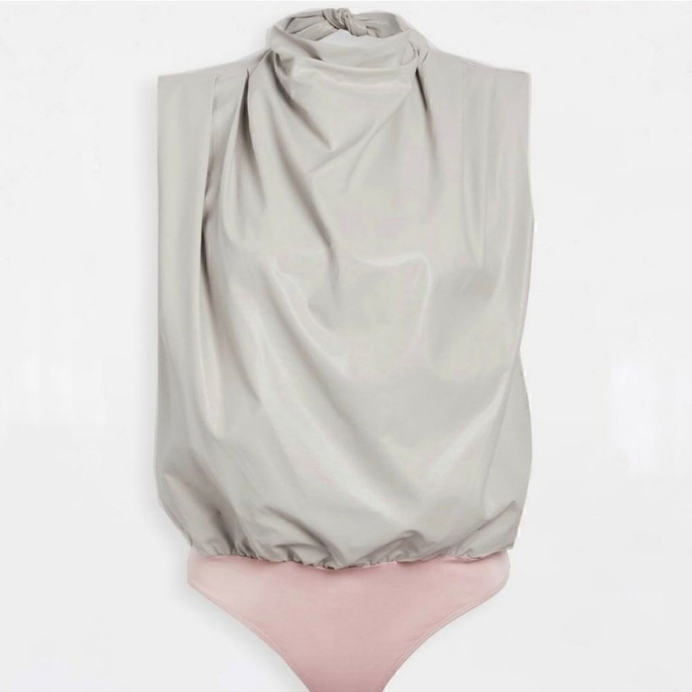 Amanda Uprichard Sleeveless Fabienne Faux Leather Bodysuit Dove Size M - Picture 16 of 16